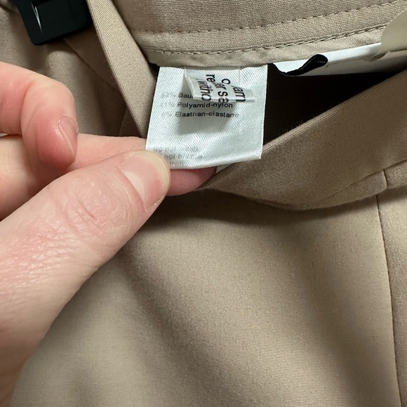 Akris Punto Beige Ankle Pants - Picture 3 of 9